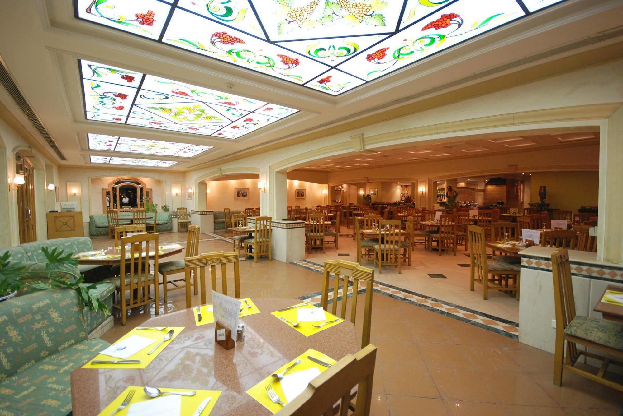 Dive Inn Resort Sharm el-Sheikh Restaurant foto